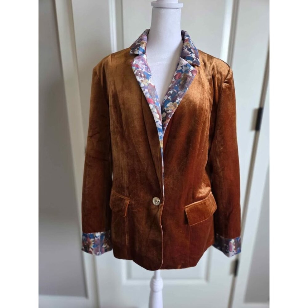 Women's blazer size medium - Picture 2 of 8